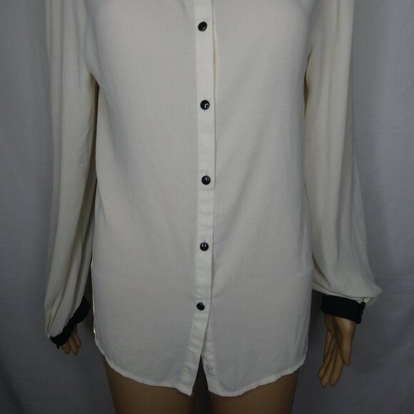 Forever 21 Peter Pan Collar Blouse Stud Button Up - Picture 7 of 10